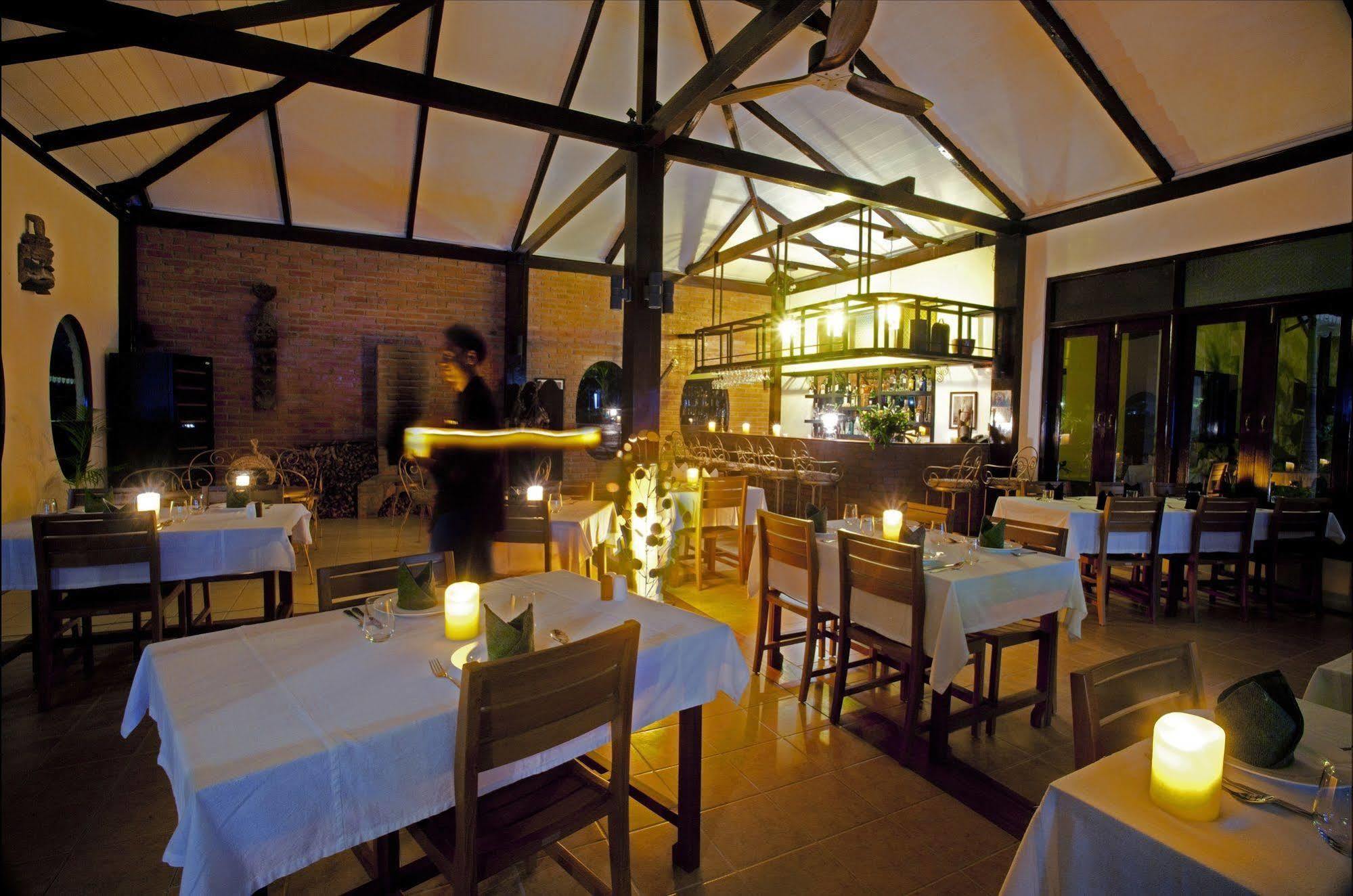 Thanakha Inle Hotel Nyaung Shwe Exterior photo
