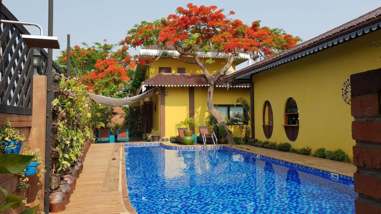 Thanakha Inle Hotel Nyaung Shwe Exterior photo
